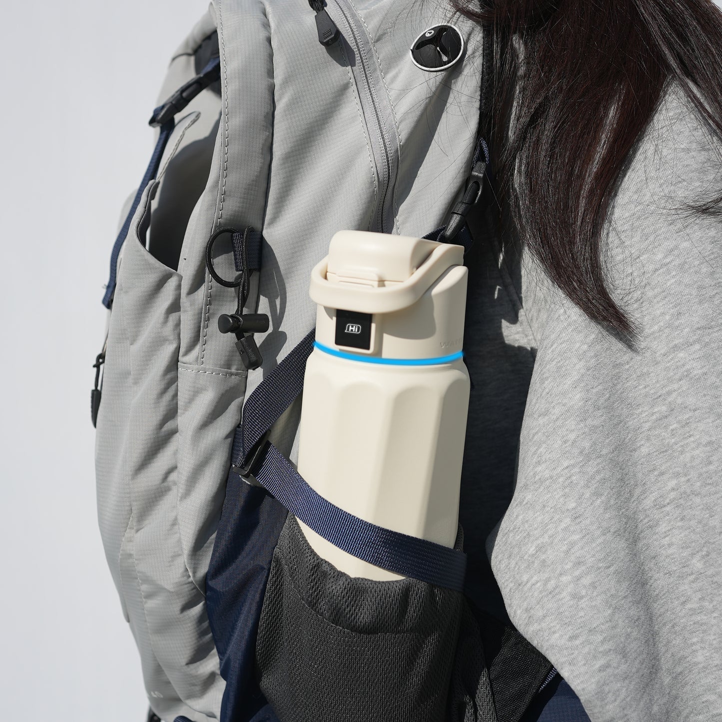 WaterH Boost — Botella Inteligente 32oz color Blanco | Hidratación Automática